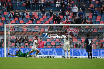 02/11/2024 - Daniele Verde gol during Cosenza Calcio vs Us Salernitana, Italian soccer Serie A match in Cosenza, Italy, November 3 2024 - COSENZA CALCIO VS US SALERNITANA - SERIE B - CALCIO