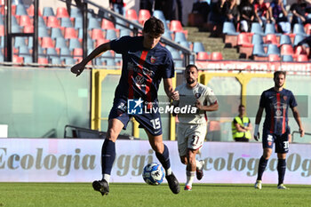 02/11/2024 - Christian Dalle Mura during Cosenza Calcio vs Us Salernitana, Italian soccer Serie A match in Cosenza, Italy, November 3 2024 - COSENZA CALCIO VS US SALERNITANA - SERIE B - CALCIO