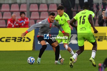 03/11/2024 - Michele Collocolo (Cremonese) thwarted by Gabriele Piccinini (Pisa) - US CREMONESE VS AC PISA - SERIE B - CALCIO