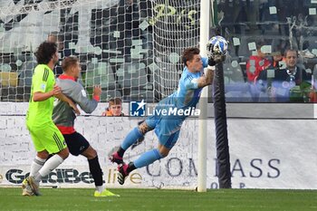 03/11/2024 - Adrian Semper (Pisa) saves - US CREMONESE VS AC PISA - SERIE B - CALCIO