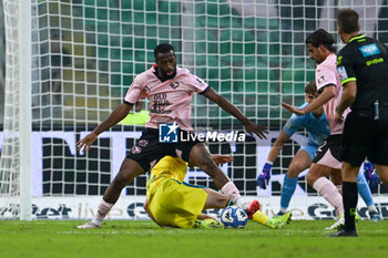 03/11/2024 - Clash between Salim Diakite (Palermo F.C.) and Luca Pandolfi (A.S. Cittadella 1973) during the Italian Serie BKT match between Palermo F.C. vs A.S. Cittadella 1973 on 3rd November 2024 at the Renzo Barbera stadium in Palermo, Italy - PALERMO FC VS AS CITTADELLA - SERIE B - CALCIO