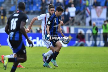 09/11/2024 - Stefano Moreo (Pisa) thwarted by Stipe Vulikic (Sampdoria) - AC PISA VS UC SAMPDORIA - SERIE B - CALCIO