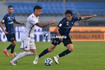 09/11/2024 - Fabio De Paoli (Sampdoria) thwarted by Samuele Angori (Pisa) - AC PISA VS UC SAMPDORIA - SERIE B - CALCIO