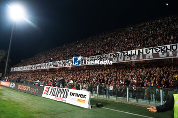 10/11/2024 - US Salernitana supporters during match Italian Serie B between US Salernitana vs SSC Bari - US SALERNITANA VS SSC BARI - SERIE B - CALCIO