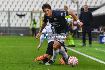 2024-11-24 - Salvatore Andrea Molina (Sudtirol) fights for the ball against Duccio Degli Innocenti (Spezia) - SPEZIA CALCIO VS FC SüDTIROL - ITALIAN SERIE B - SOCCER