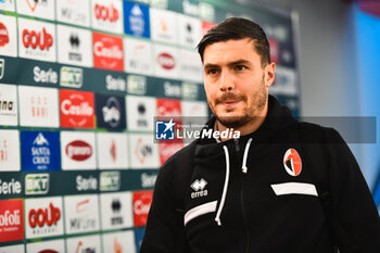 2024-11-24 - Andrea Favilli of SSC Bari during the Italian Serie B match SSC Bari vs AS Cittadella in San Nicola Stadium of Bari - SSC BARI VS AS CITTADELLA - ITALIAN SERIE B - SOCCER