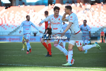 2024-11-24 - Kevin Lasagna of SSC Bari celebrate score 1-0 during the Italian Serie B match SSC Bari vs AS Cittadella in San Nicola Stadium of Bari - SSC BARI VS AS CITTADELLA - ITALIAN SERIE B - SOCCER