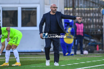 2024-11-23 - Head Coach Nicola Antonio Calabro (Carrarese) - CARRARESE CALCIO VS AC PISA - ITALIAN SERIE B - SOCCER