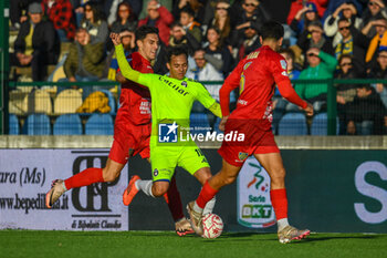 2024-11-23 - Emanuel Vignato (Pisa) in action - CARRARESE CALCIO VS AC PISA - ITALIAN SERIE B - SOCCER