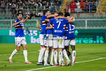 2024-11-24 - Happiness of U.C. Sampdoria team after Gennaro Tutino (U.C. Sampdoria) scores a goal during the Italian Serie BKT match between Palermo F.C. vs U.C. Sampdoria on 24th November 2024 at the Renzo Barbera stadium in Palermo, Italy - PALERMO FC VS UC SAMPDORIA - ITALIAN SERIE B - SOCCER