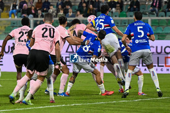 2024-11-24 - Rayyan Baniya (Palermo F.C.) overhead kick the ball during the Italian Serie BKT match between Palermo F.C. vs U.C. Sampdoria on 24th November 2024 at the Renzo Barbera stadium in Palermo, Italy - PALERMO FC VS UC SAMPDORIA - ITALIAN SERIE B - SOCCER