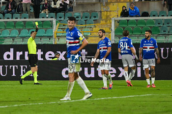 2024-11-24 - Yellow card for Lorenzo Venuti (U.C. Sampdoria) during the Italian Serie BKT match between Palermo F.C. vs U.C. Sampdoria on 24th November 2024 at the Renzo Barbera stadium in Palermo, Italy - PALERMO FC VS UC SAMPDORIA - ITALIAN SERIE B - SOCCER