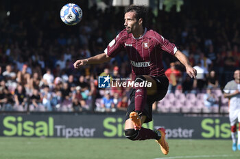 2024-09-29 - Gian Marco Ferrari of US Salernitana 1919 in action during the Serie b bkt betwee US Salernitana 1919 vs US Catanzaro at Arechi Stadium - US SALERNITANA VS US CATANZARO - ITALIAN SERIE B - SOCCER