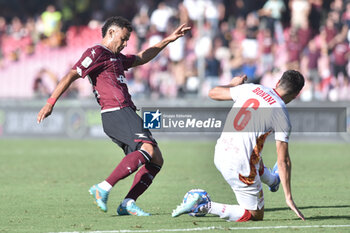 2024-09-29 - Andres Tello of US Salernitana 1919 in action during the Serie b bkt betwee US Salernitana 1919 vs US Catanzaro at Arechi Stadium - US SALERNITANA VS US CATANZARO - ITALIAN SERIE B - SOCCER