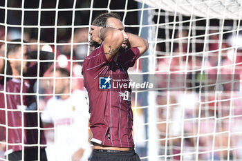 2024-09-29 - Gian Marco Ferrari of US Salernitana 1919 gestures during the Serie b bkt betwee US Salernitana 1919 vs US Catanzaro at Arechi Stadium - US SALERNITANA VS US CATANZARO - ITALIAN SERIE B - SOCCER