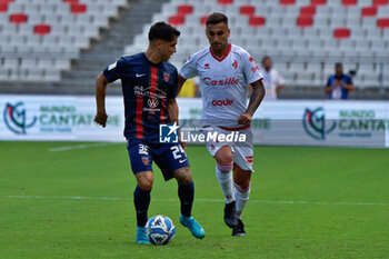 2024-09-28 - Jose Mauri of Cosenza in action against Mattia Maita of SSC Bari - SSC BARI VS COSENZA CALCIO - ITALIAN SERIE B - SOCCER