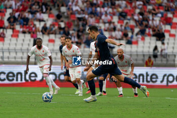 2024-09-28 - Tommaso Fumagalli of Cosenza score the goal on penalty - SSC BARI VS COSENZA CALCIO - ITALIAN SERIE B - SOCCER