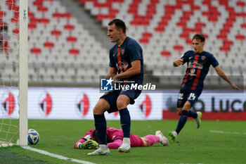 2024-09-28 - Tommaso Fumagalli of Cosenza celebrates after scoring a goal - SSC BARI VS COSENZA CALCIO - ITALIAN SERIE B - SOCCER