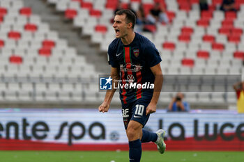 2024-09-28 - Tommaso Fumagalli of Cosenza celebrates after scoring a goal - SSC BARI VS COSENZA CALCIO - ITALIAN SERIE B - SOCCER