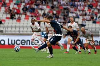 2024-09-28 - Tommaso Fumagalli of Cosenza score the goal on penalty - SSC BARI VS COSENZA CALCIO - ITALIAN SERIE B - SOCCER