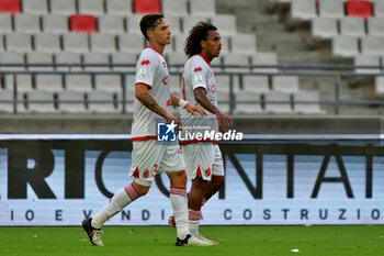 2024-09-28 - Valerio Mantovani of SSC Bari and Mehdi Emile Dorval of SSC Bari - SSC BARI VS COSENZA CALCIO - ITALIAN SERIE B - SOCCER