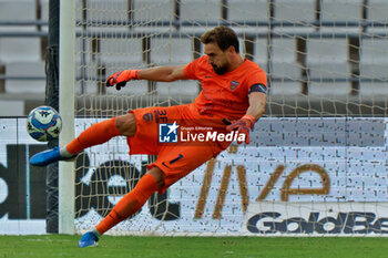 2024-09-28 - Alessandro Micai of Cosenza - SSC BARI VS COSENZA CALCIO - ITALIAN SERIE B - SOCCER