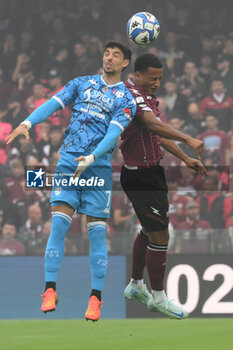 2024-10-19 - Salvatore Elia of Spezia Calcio competes for the ball with Andres Tello of US Salernitana 1946 during the Soccer BKT between US Salernitana 1919 vs Spezia Calcio at Arechi Stadium - US SALERNITANA VS SPEZIA CALCIO - ITALIAN SERIE B - SOCCER