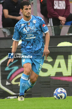 2024-10-19 - Luca Vignali of Spezia Calcio in action during the Soccer BKT between US Salernitana 1919 vs Spezia Calcio at Arechi Stadium - US SALERNITANA VS SPEZIA CALCIO - ITALIAN SERIE B - SOCCER