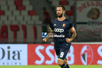 2024-10-18 - Pietro Iemmello of US Catanzaro 1929 celebrates after scoring a goal - SSC BARI VS US CATANZARO - ITALIAN SERIE B - SOCCER