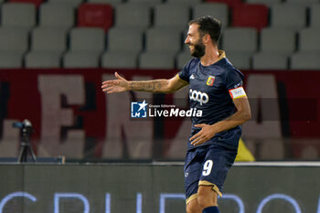 2024-10-18 - Pietro Iemmello of US Catanzaro 1929 celebrates after scoring a goal - SSC BARI VS US CATANZARO - ITALIAN SERIE B - SOCCER