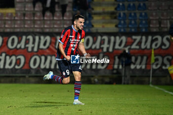 10/11/2024 - November 10: Serie C Now championship 2024-25, Guido Gomez during Crotone agastin Catania in the Ezio Scida Stadium in Crotone - CROTONE VS CATANIA - SERIE B - CALCIO