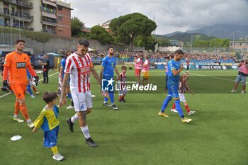2024-06-09 - Players enter the field - FINAL PLAYOFF - CARRARESE CALCIO VS L.R. VICENZA - ITALIAN SERIE C - SOCCER