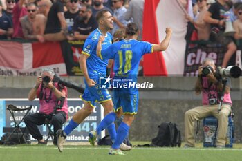 2024-06-09 - Mattia Finotto (Carrarese) celebrates after scoring the goal of 1-0 - FINAL PLAYOFF - CARRARESE CALCIO VS L.R. VICENZA - ITALIAN SERIE C - SOCCER