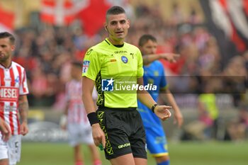 2024-06-09 - The referee Mario Perri - FINAL PLAYOFF - CARRARESE CALCIO VS L.R. VICENZA - ITALIAN SERIE C - SOCCER
