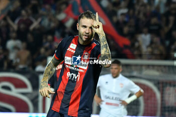 2024-08-26 - Crotone's Marco Tumminello celebrate during the italian soccer Serie C match 
Fc Crotone vs Team Altamura at 
the Ezio Scida stadium in Crotone, Italy on 
August 26, 2024 - CROTONE VS TEAM ALTAMURA - ITALIAN SERIE C - SOCCER