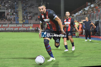 2024-08-26 - Crotone's Mattia Vitale during the italian soccer Serie C match 
Fc Crotone vs Team Altamura at 
the Ezio Scida stadium in Crotone, Italy on 
August 26, 2024 - CROTONE VS TEAM ALTAMURA - ITALIAN SERIE C - SOCCER