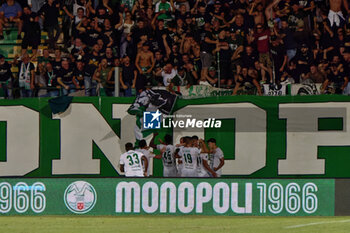 2024-09-26 - Orlando Viteritti of Monopoli celebrates after scoring a goal with teammates - MONOPOLI VS BENEVENTO - ITALIAN SERIE C - SOCCER