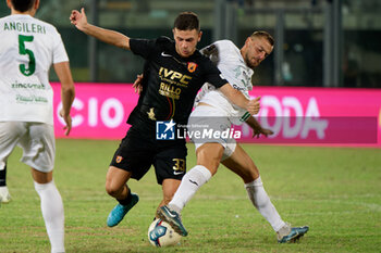 2024-09-26 - Mario Perlingieri of Benevento in action against Antony Angileri of Monopoli - MONOPOLI VS BENEVENTO - ITALIAN SERIE C - SOCCER