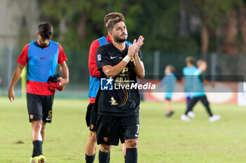 2024-09-26 - Ernesto Starita of Benevento applauds fans - MONOPOLI VS BENEVENTO - ITALIAN SERIE C - SOCCER