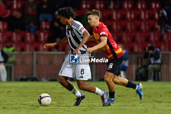 2024-09-30 - Livano Comenencia of Juventus Next Gen and Pier Luigi Simonetti of Benevento - BENEVENTO VS JUVENTUS NG - ITALIAN SERIE C - SOCCER