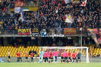 2024-09-30 - Players of Benevento Calcio celebrates the victory with supporters - BENEVENTO VS JUVENTUS NG - ITALIAN SERIE C - SOCCER