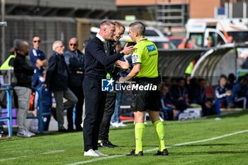 2024-10-20 - Ignazio Abate Mister of Ternana Calcio, Andrea Calzavara Arbitro, Referee - TORRES VS TERNANA - ITALIAN SERIE C - SOCCER