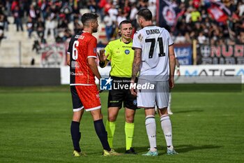 2024-10-20 - Andrea Calzavara Arbitro, Referee, Luca Coccolo of Torres, Pietro Cianci of Ternana Calcio - TORRES VS TERNANA - ITALIAN SERIE C - SOCCER