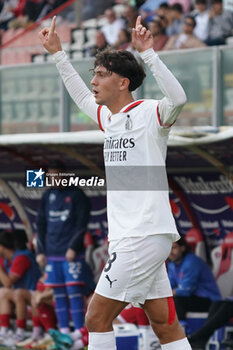 2024-10-27 - gabriele alesi (n.8 milan futuro) rejoices 0-1 - PERUGIA VS MILAN FUTURO - ITALIAN SERIE C - SOCCER