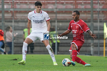 2024-10-27 - francesco mezzoni (n. 94 perugia calcio) v davide bartesaghi (n.4 milan futuro) - PERUGIA VS MILAN FUTURO - ITALIAN SERIE C - SOCCER