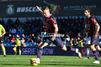 2024-11-24 - Nicolo Armini during Fc Crotone vs Juventus Next Gen, Italian soccer Serie C match in Crotone, Italy, November 24 2024 - CROTONE VS JUVENTUS NEXT - ITALIAN SERIE C - SOCCER