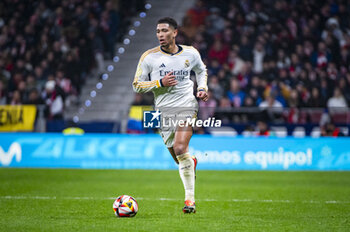 2024-01-18 - Jude Bellingham of Real Madrid seen in action with the ball during the football match valid for the round of 16 of the Copa del Rey tournament between Atletico Madrid and Real Madrid played at Estadio Metropolitano in Madrid, Spain. - ATLETICO MADRID VS REAL MADRID - SPANISH CUP - SOCCER