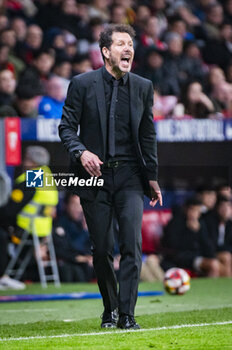 2024-01-25 - Diego Pablo Simeone, head coach of Atletico Madrid seen screaming during the football match valid for quarter finals of the Copa del Rey tournament between Atletico Madrid and Sevilla played at Estadio Metropolitano in Madrid, Spain. - ATLETICO MADRID VS SEVILLA - SPANISH CUP - SOCCER