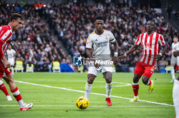 2024-01-21 - Vinicius Junior of Real Madrid seen in action with the ball during the La Liga EA Sports 23/24 football match between Real Madrid vs Almeria at Bernabeu stadium in Madrid, Spain. - REAL MADRID VS ALMERIA - SPANISH LA LIGA - SOCCER