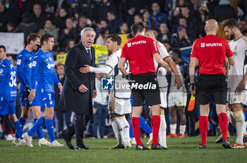 2024-02-01 - Carlo Ancelotti, coach of Real Madrid, seen arguing and protesting with the referee at the end of the La Liga EA Sports 2023/24 football match between Getafe vs Real Madrid at Coliseum stadium in Getafe, Spain. - GETAFE VS REAL MADRID - SPANISH LA LIGA - SOCCER